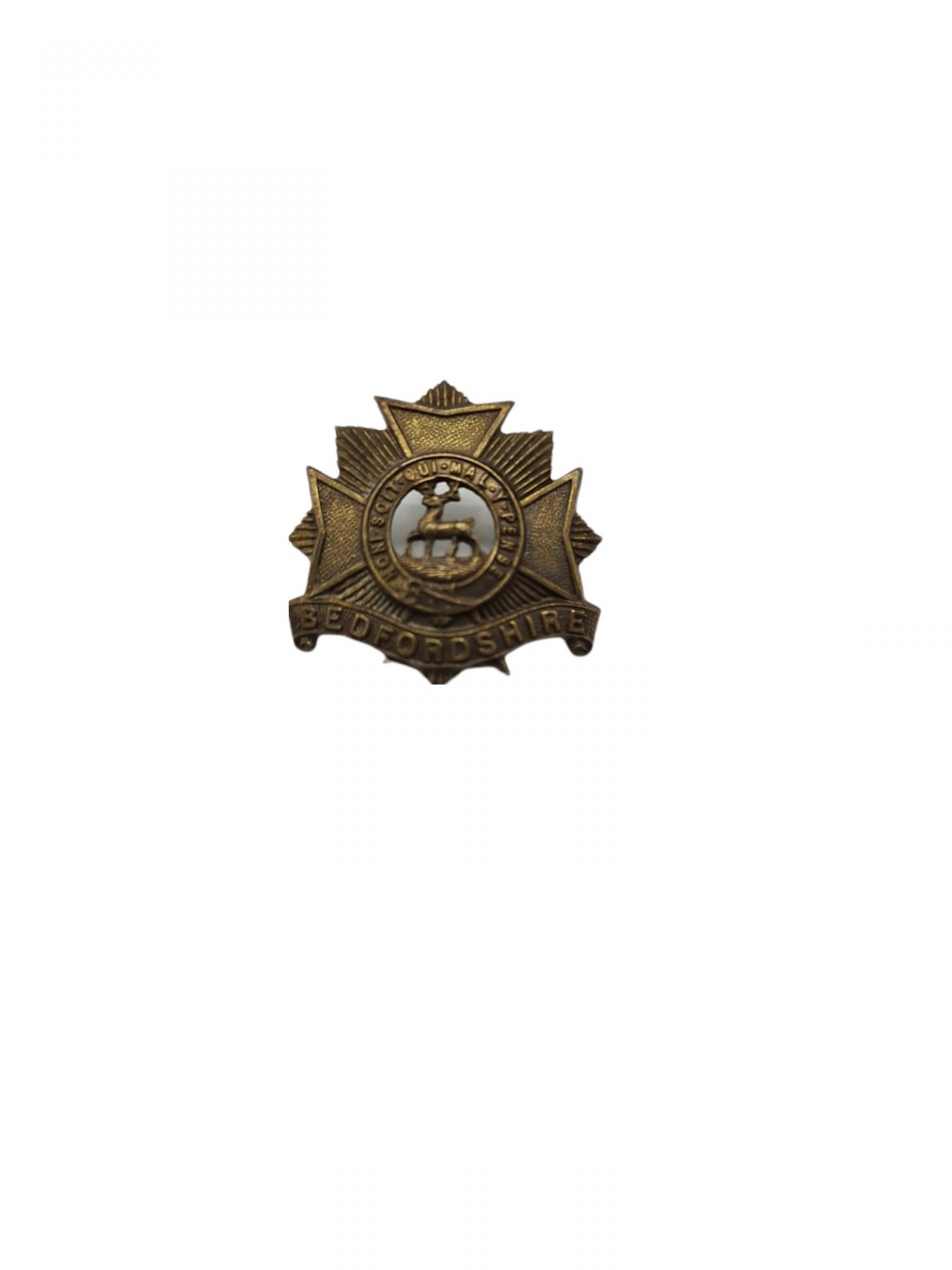British ww2 bedfordshire cap badge emblem