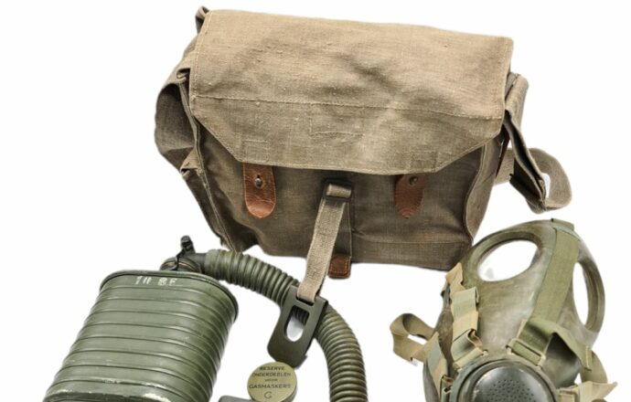 Nederlandse onbereden gasmasker set model G compleet