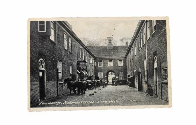 Mobilisatie ansichtkaart Alexander kazerne den haag 1938 2e regiment huzaren