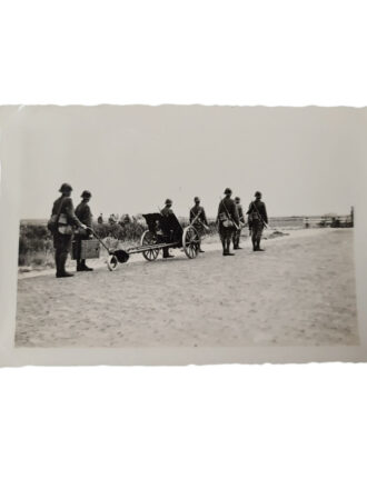Foto proefneming Duitse PAK door het Nederlandse leger