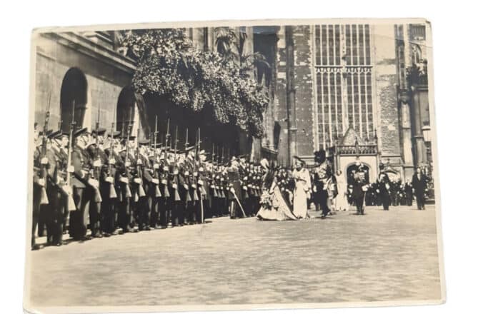 Ansichtkaart 40 jarig regeringsjubileum H.M de koningin 1938 Amsterdam