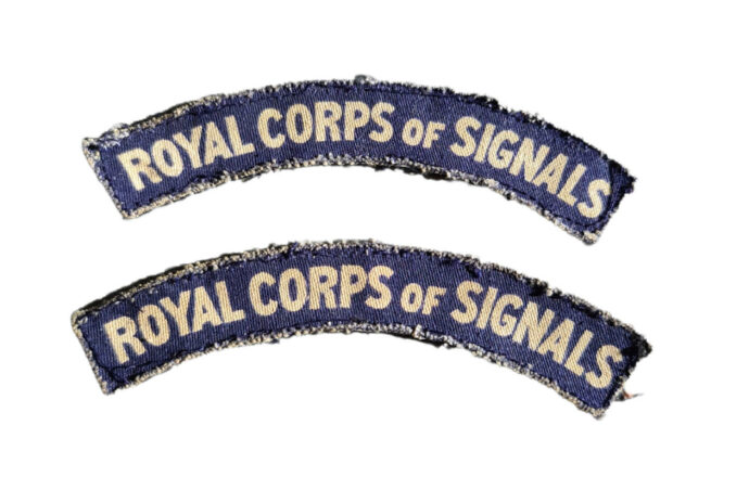 Canadian ww2 royal corps of signals emblem set