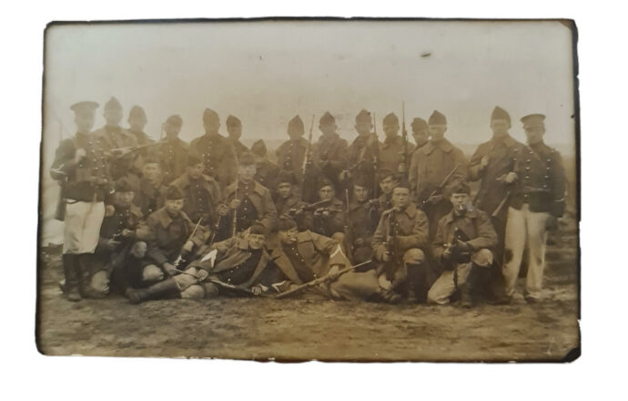 Mobilisatie ansichtkaart foto groep huzaren attilla
